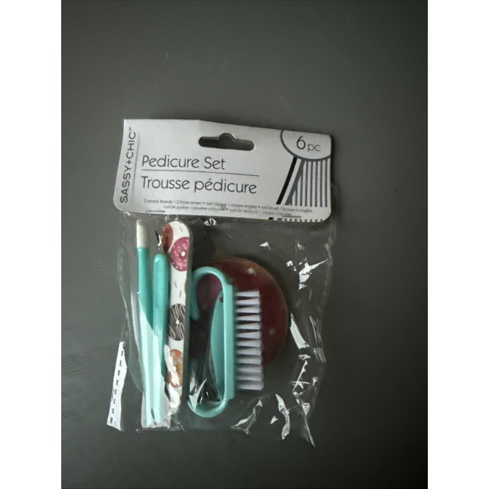 SASSY + CHIC PEDICURE SET - 6 PCS
